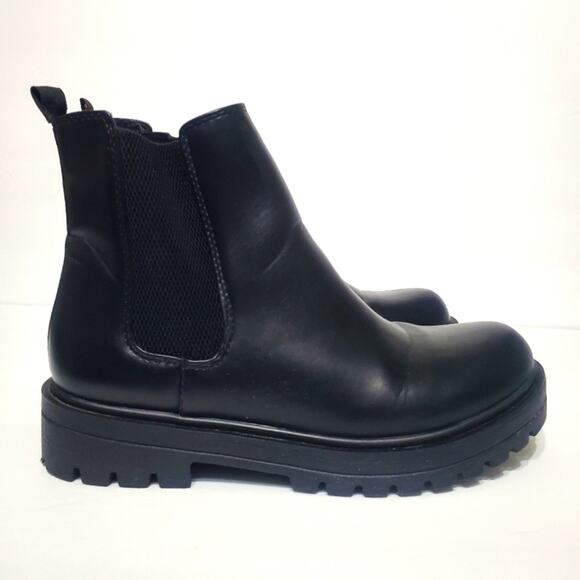 Soda Pilot-S Black Lug Sole Chelsea Ankle Boot Size 10 - Picture 9 of 14